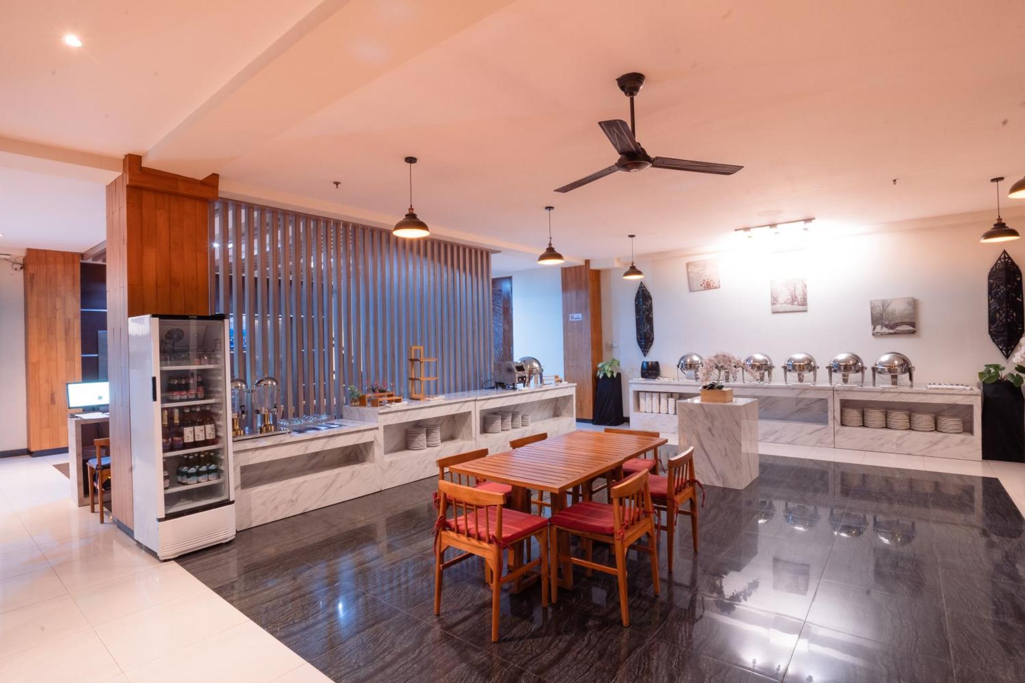 Zasgo Hotel لابوان باجو المظهر الخارجي الصورة
