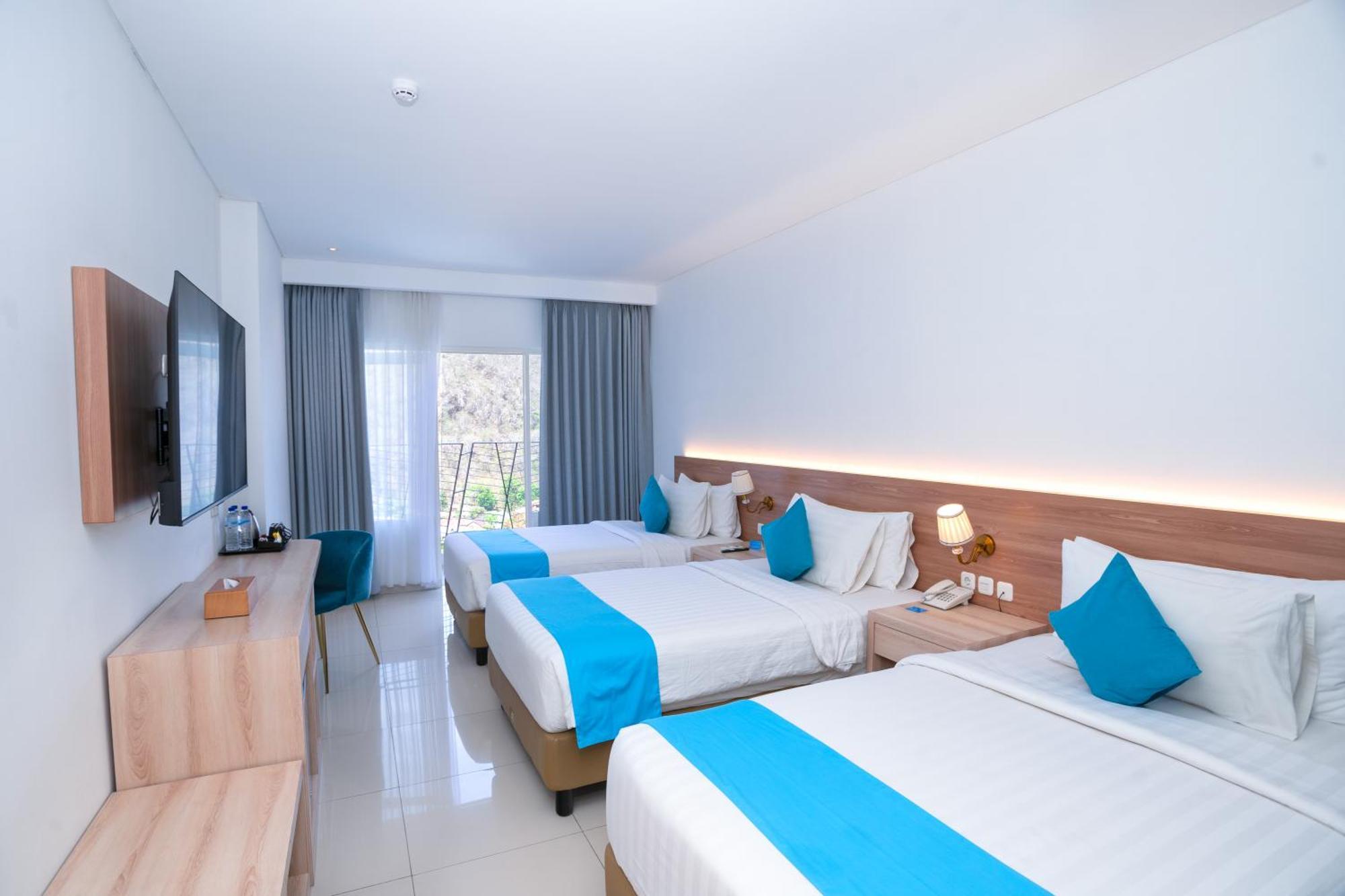 Zasgo Hotel لابوان باجو المظهر الخارجي الصورة